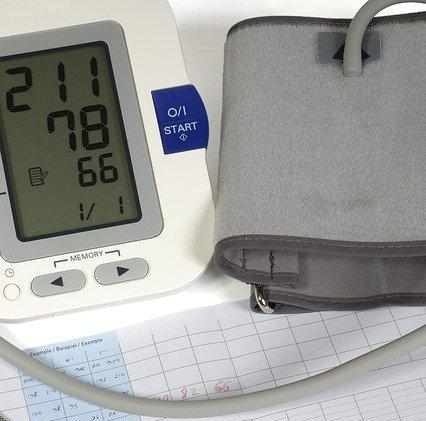 maxell碱性锌锰干电池LR6应用于血压计，具有-20℃~60℃宽温度范围